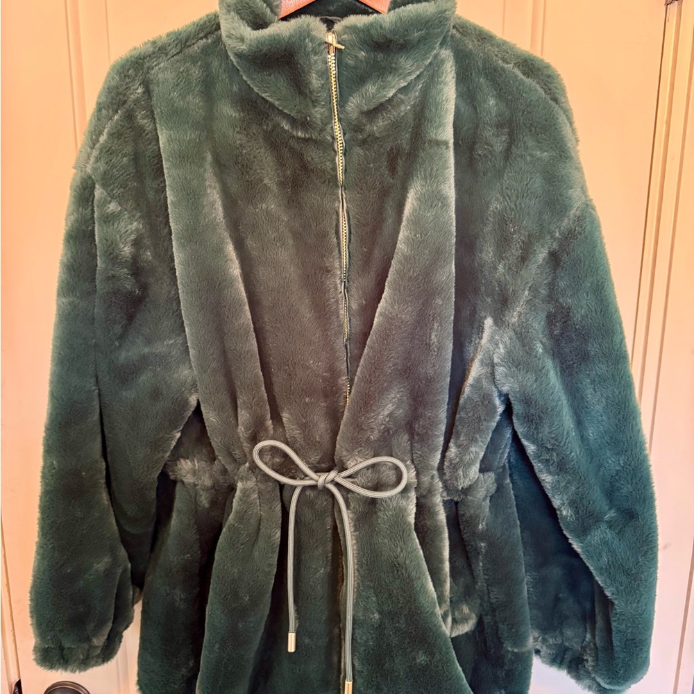 Tahari Woman Green Teddy Jacket with Relaxed Fit and High Collar